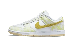 Foot Wellness Unique cushioning Dunk Low Yellow Strike