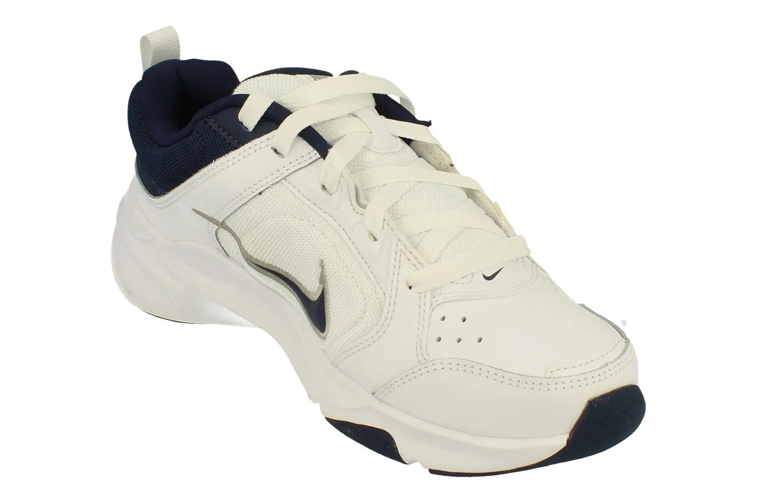 ShockAbsorbingMidsole weekend warrior Nike Defyallday Mens Trainers DJ1196 100