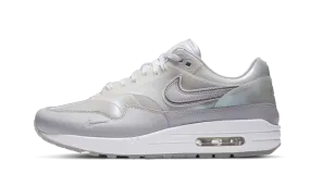 Air Max 1 SNKRS Day White Ergonomic Design
