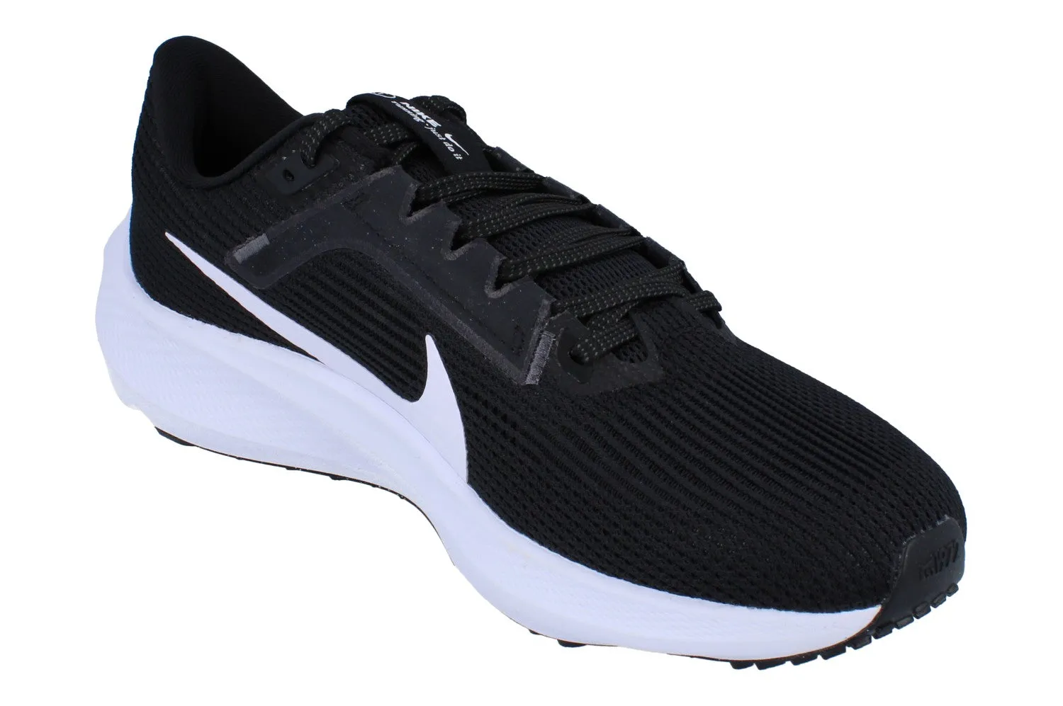 year - round use Nike Air Zoom Pegasus 40 Mens DV3853 001