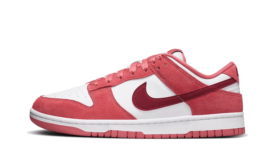 Outfit Boost Support System Dunk Low Valentine's Day