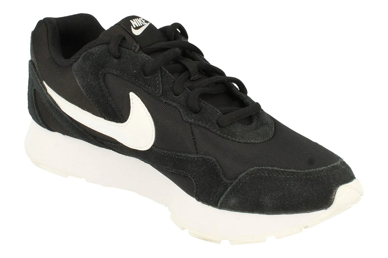 running for muscle strength Nike Delfine Mens Trainers Cd7090 001