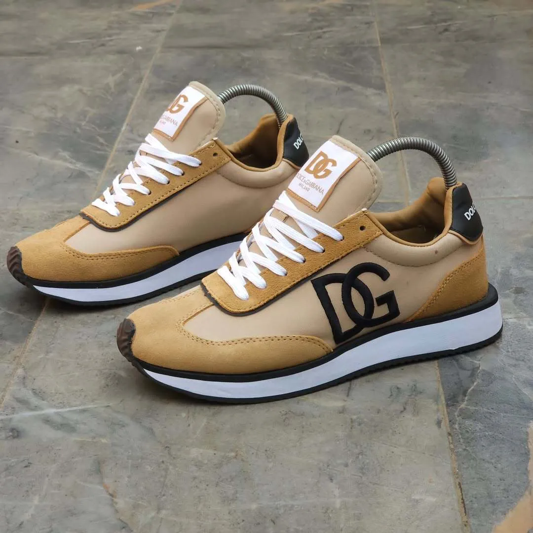 Dolce & Gabbana Leather Beige/Black Quick Release Tongue Enhanced design