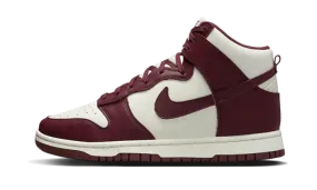 No Squeeze Dunk High Burgundy Crush