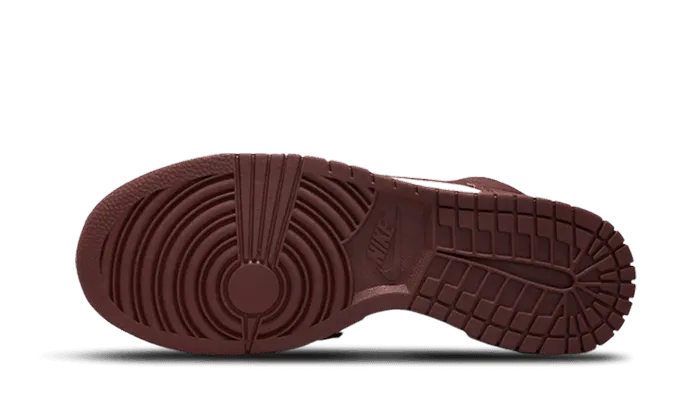 Dunk High Burgundy Crush Reinforced Quarter