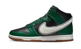 Dunk High Chenille Swoosh Black Green orthopedic insole Fashion-Forward Look