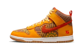 Dunk High PRM Somos Familia Zigzag Impact Zone Adaptive Lacing Mechanism