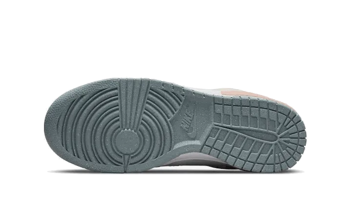 Durable Zone Ergonomic Footbed Dunk Low Disrupt 2 Multi-Color