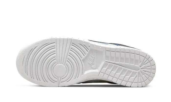 Travel Flex Comfort Fit Upper Dunk Low Graffiti Navy