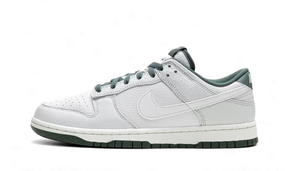 Dunk Low Retro SE Photon Dust Vintage Green Moisture   Wicking Breathable Ease