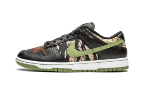 Stretch fit Dunk Low SE Black Multi-Camo (Crazy Camo)