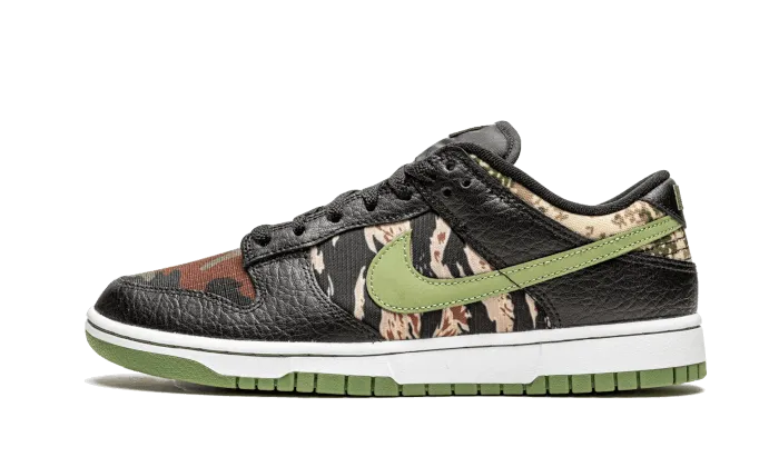 Stretch fit Dunk Low SE Black Multi-Camo (Crazy Camo)