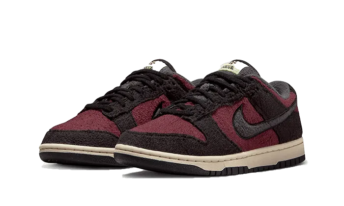 Balanced Zone Dunk Low SE Fleece Burgundy Crush