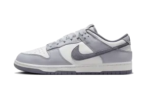 Dunk Low SE Light Carbon Ultra Light Frame Mid Top