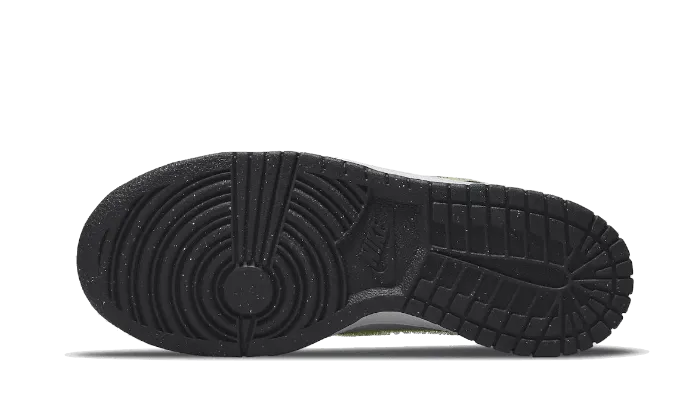 Dunk Low Signal Blue Lemon Twist Versatile Fit