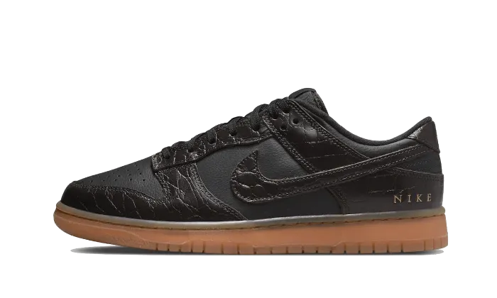 Water resistant coating Dunk Low Velvet Brown Black