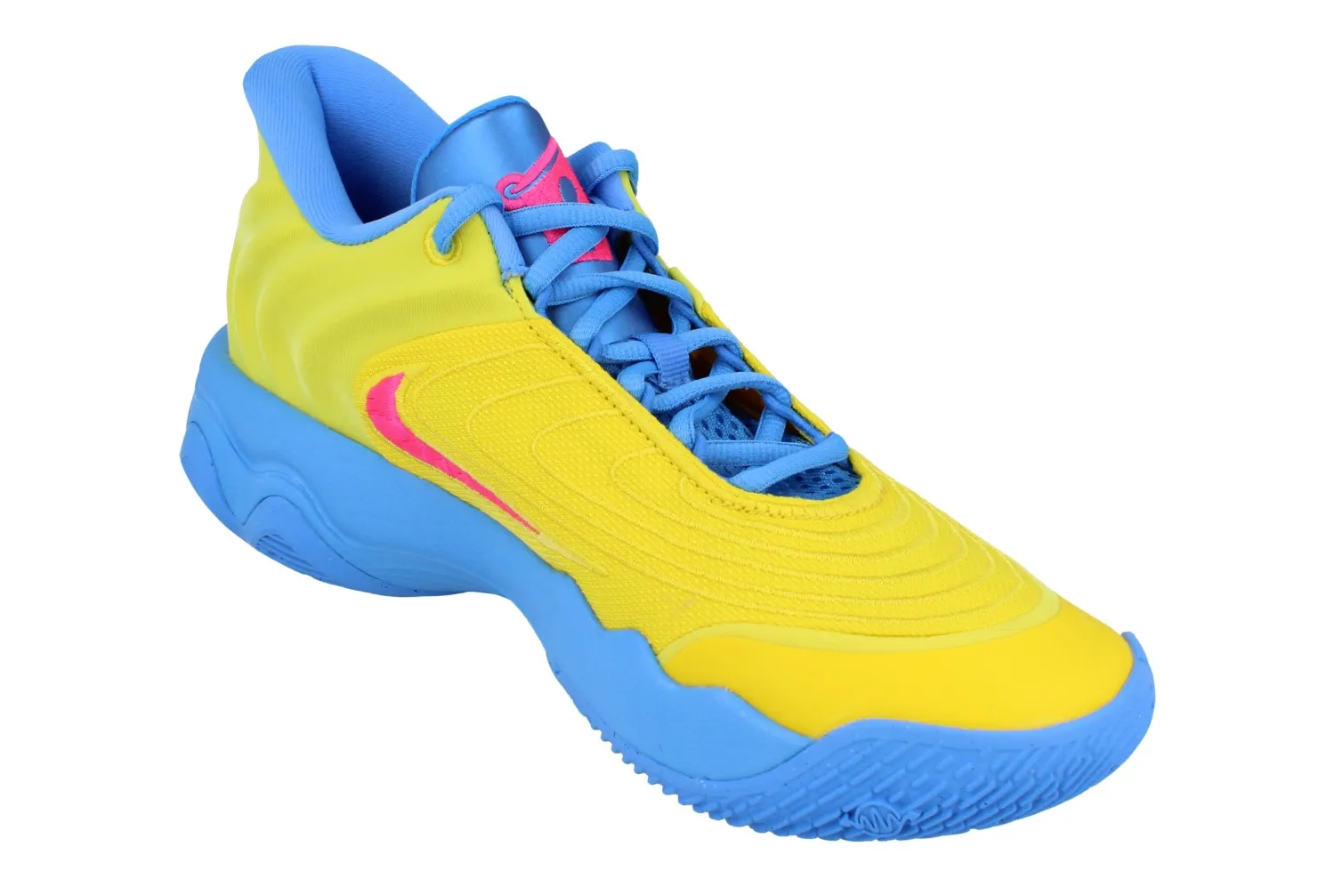 Snowy running Nike Giannis Immortality 4 Mens Basketball Trainers Fq3680  700