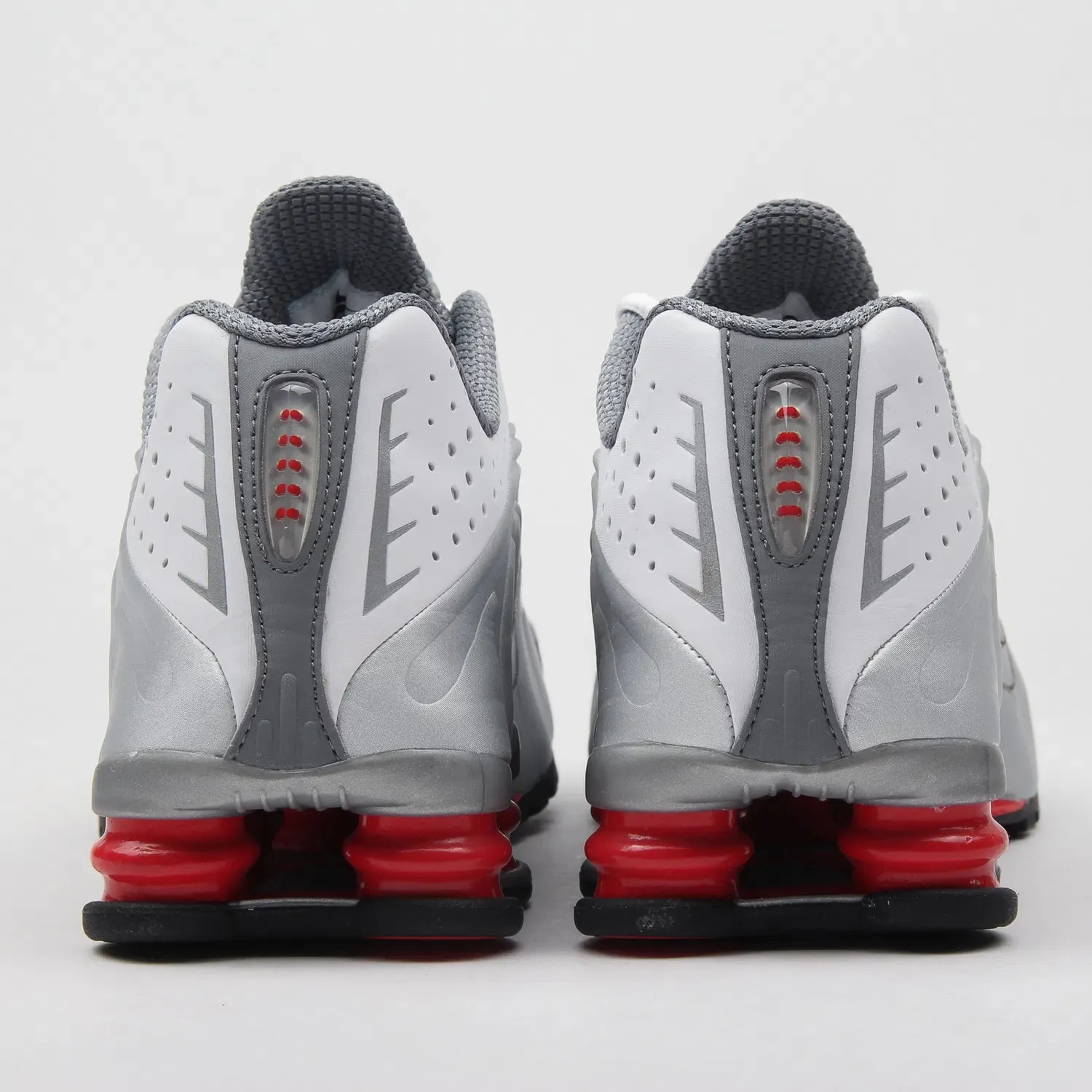 Nike Shox R4 M??tallique Neutral Stance Support