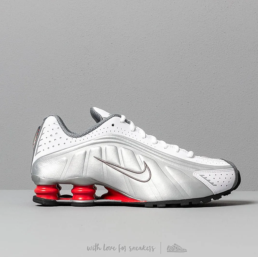 Nike Shox R4 M??tallique Motion Ready