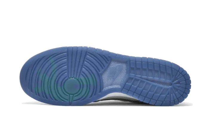 Abrasion resistant Dunk Low Union Passport Pack Pistachio