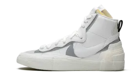 traction - pattern sole shoes Blazer Mid Sacai White Grey