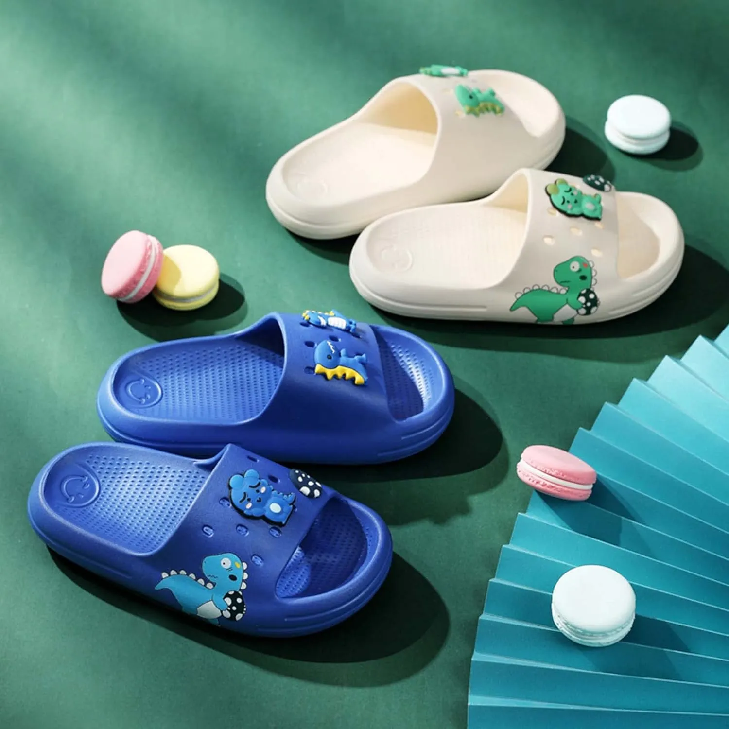Eliogn Slide Sandals for Boys and Girls Anti-Slip Pillow Slippers Ultra Light Home Slippers Shower Summer Sandals Water Shoes (Little Kid/Big Kid)