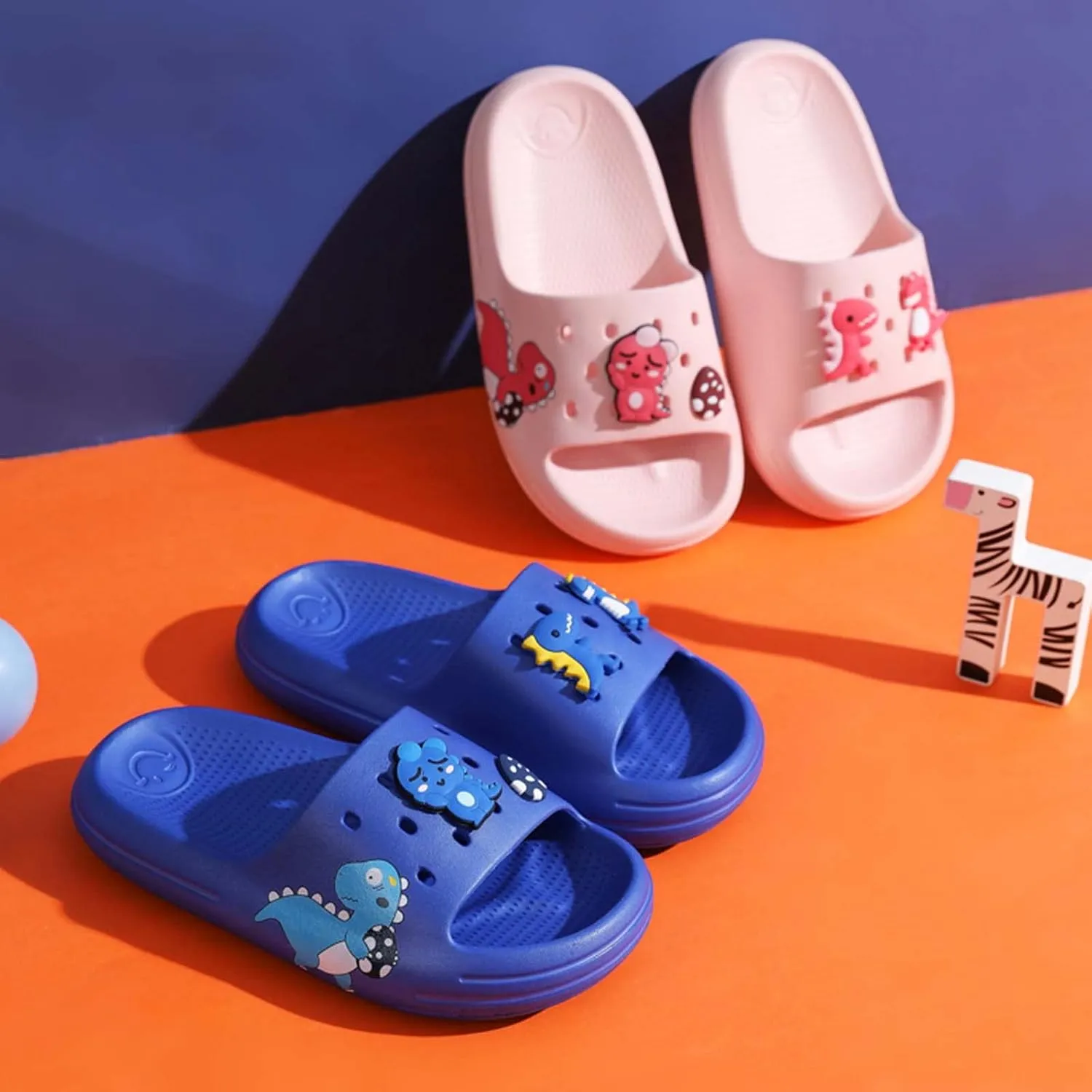 Eliogn Slide Sandals for Boys and Girls Anti-Slip Pillow Slippers Ultra Light Home Slippers Shower Summer Sandals Water Shoes (Little Kid/Big Kid)