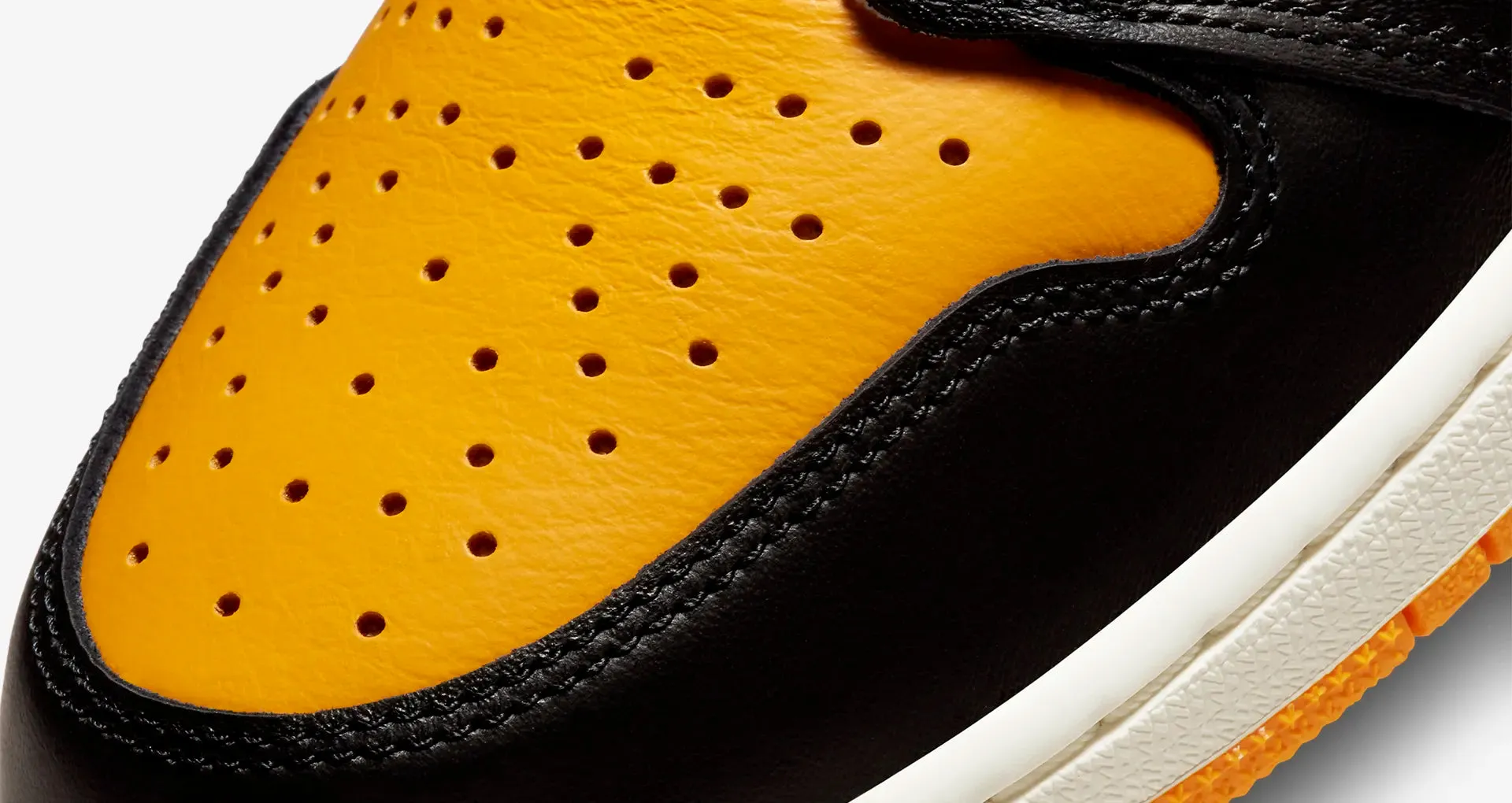 Nike Air Jordan 1 High OG ??Taxi?? Lace-up