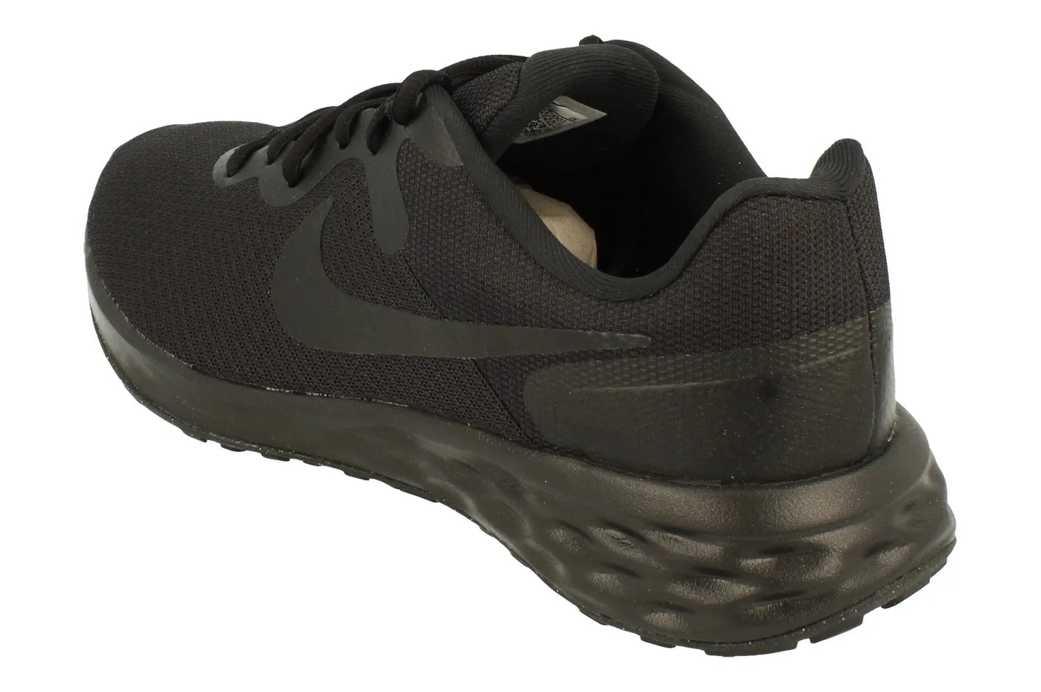 Nike Revolution 6 NN Mens DC3728 001 running on flat ground shoes