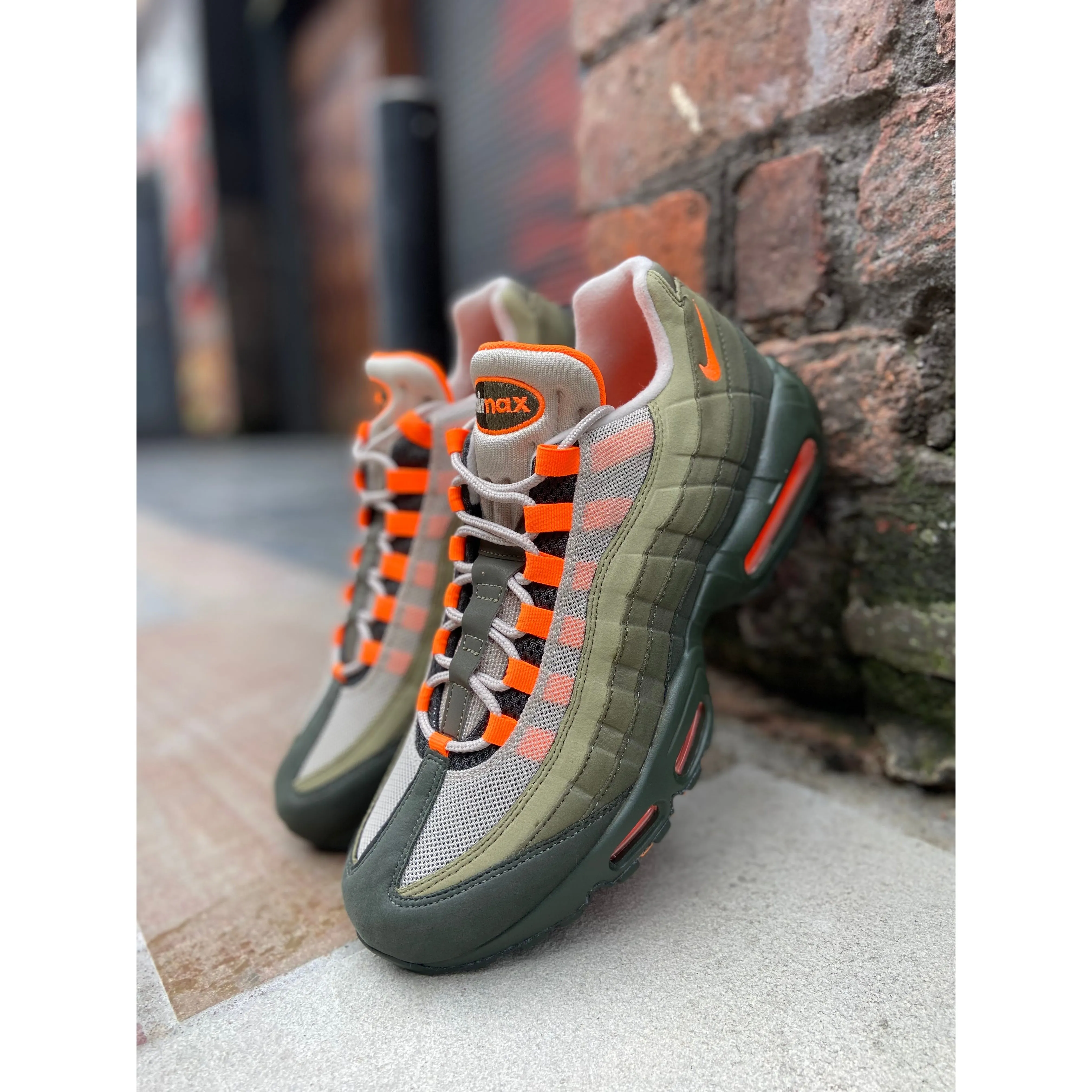 Comfortable Straps synthetic material Nike Air Max 95 OG Neutral Olive Total Orange