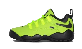 SB Darwin Low Supreme Volt firm - midsole - feature shoes Warm Up