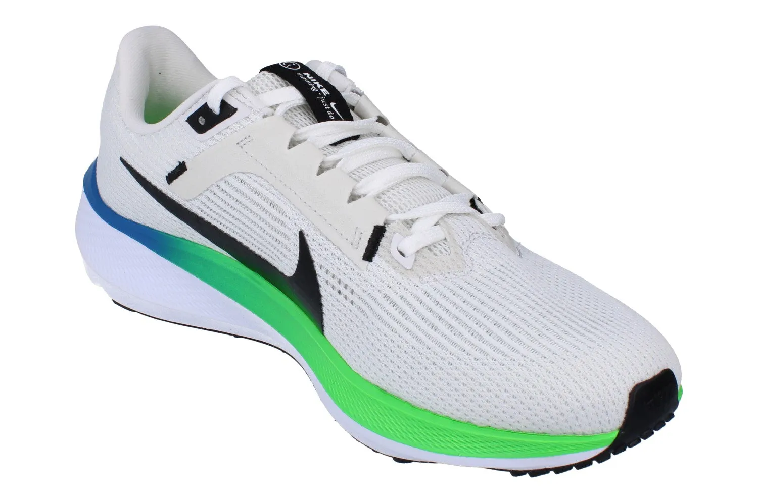 Smooth running experience running in multi - lane tracks shoes Nike Air Zoom Pegasus 40 Mens DV3853 006