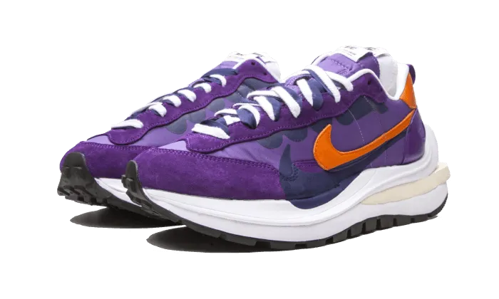 exclusive - running Vaporwaffle Sacai Dark Iris