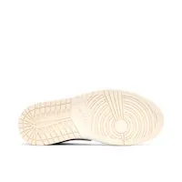 running for a change water - resistant running shoes Jordan 1 Mid Barely Orange (W)