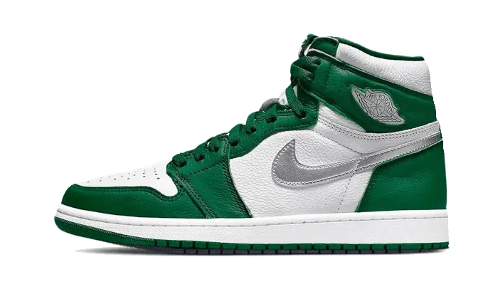 running on a treadmill at the gym shoes Air Jordan 1 High OG Gorge Green