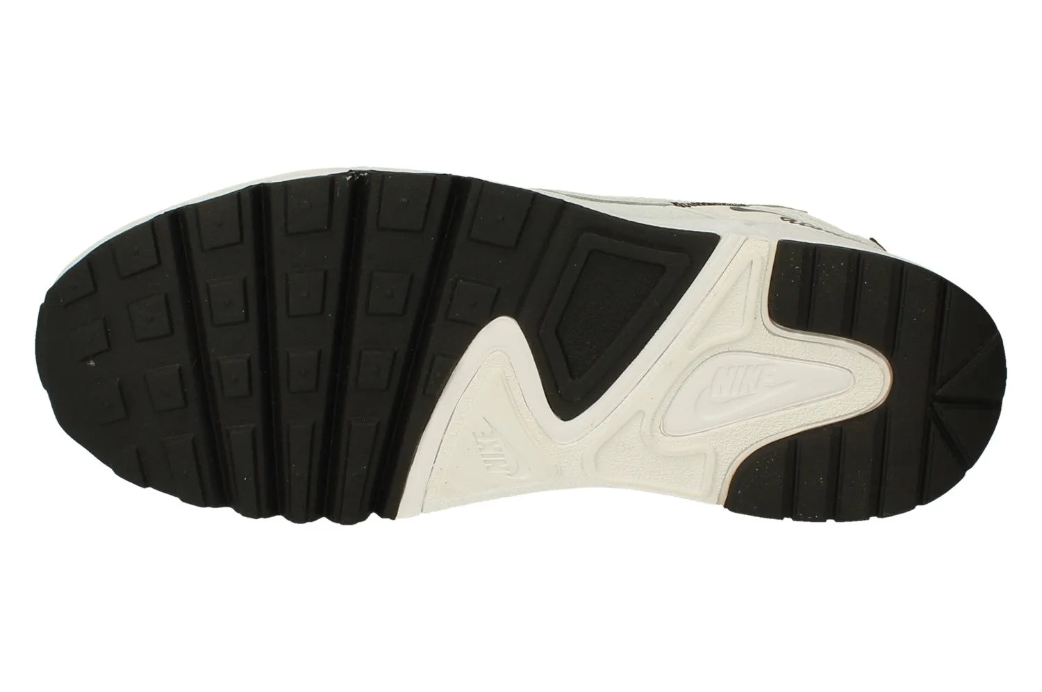 Integrated Nike Atsuma Mens Trainers CD5461 100