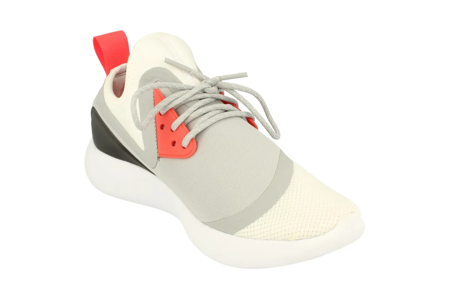 Nike Lunarcharge Bn Mens 933811 010 Maximum Performance Themed Run