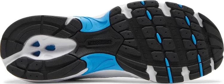 Stable Feel Smooth Lines New Balance 530 Sky Blue