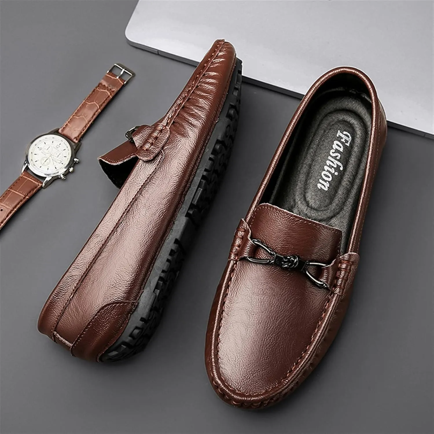 HOOENG Driving Moccasins for Men Lightweight Simple Driving Loafers Leather Flat Heel Resistant Lightweight Flexible Casual Slip On