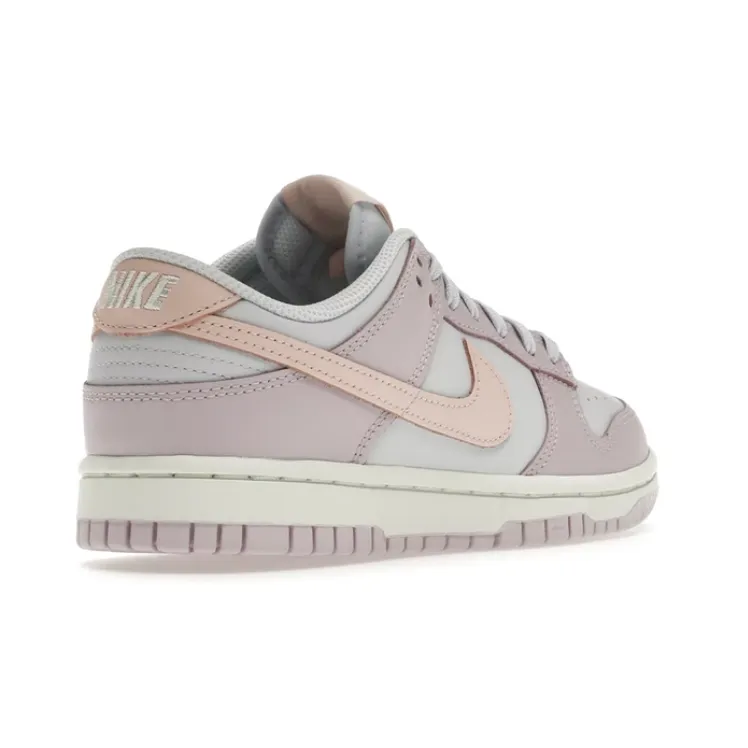 Lightweight Feel Nike Dunk Low Easter 2022 (W)