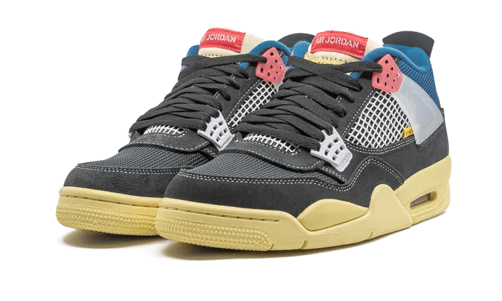 Air Jordan 4 Retro Union Off Noir footgear