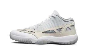 MoldedInsole Stretch Material Air Jordan 11 Low IE Light Orewood Brown