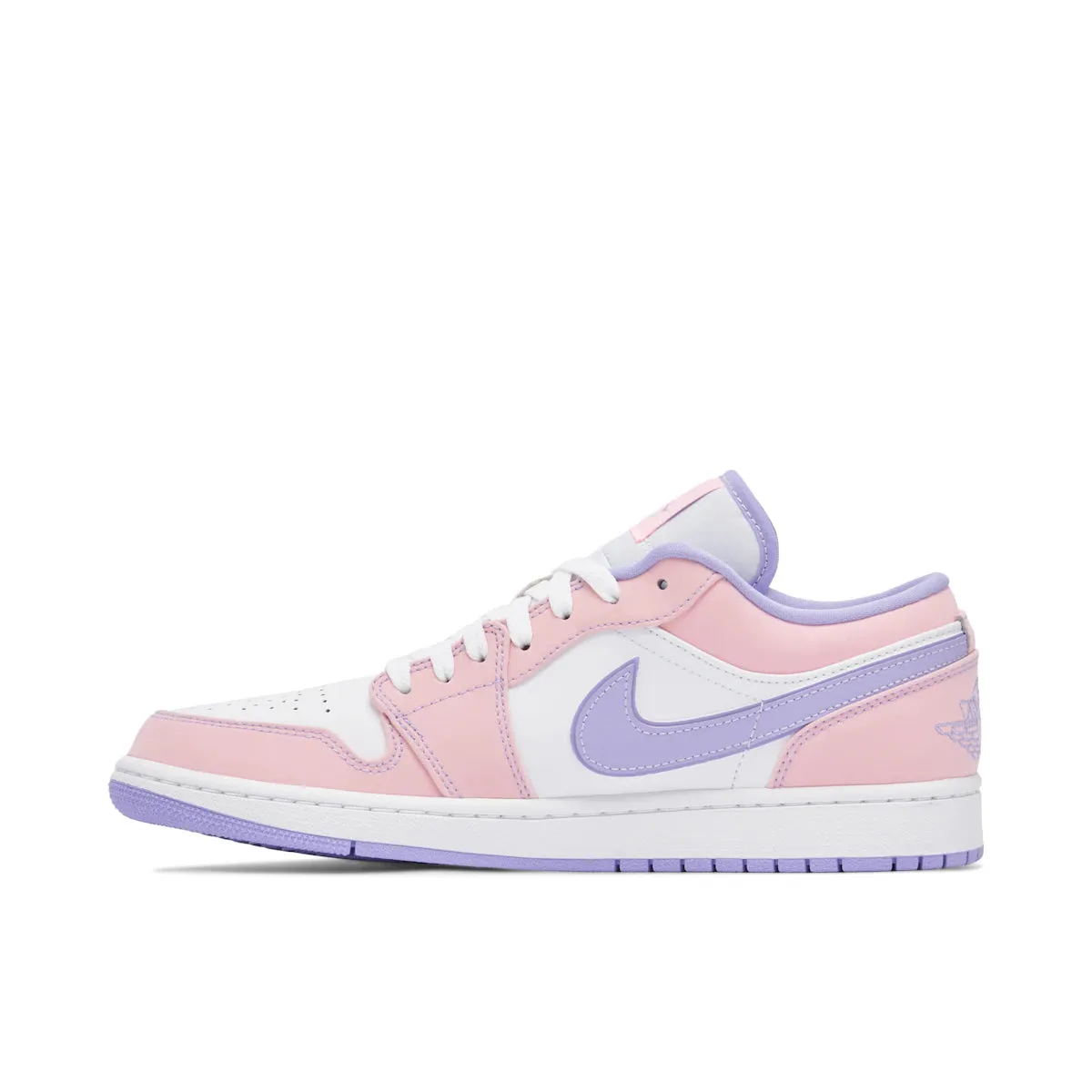 Jordan 1 Low SE Arctic Punch sustainable production shoes Trail Walk