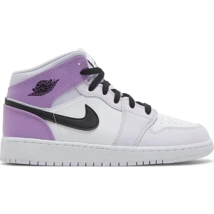 running in a ski resort area shoes flat - surface running shoes Jordan 1 Mid Barely Grape (GS)