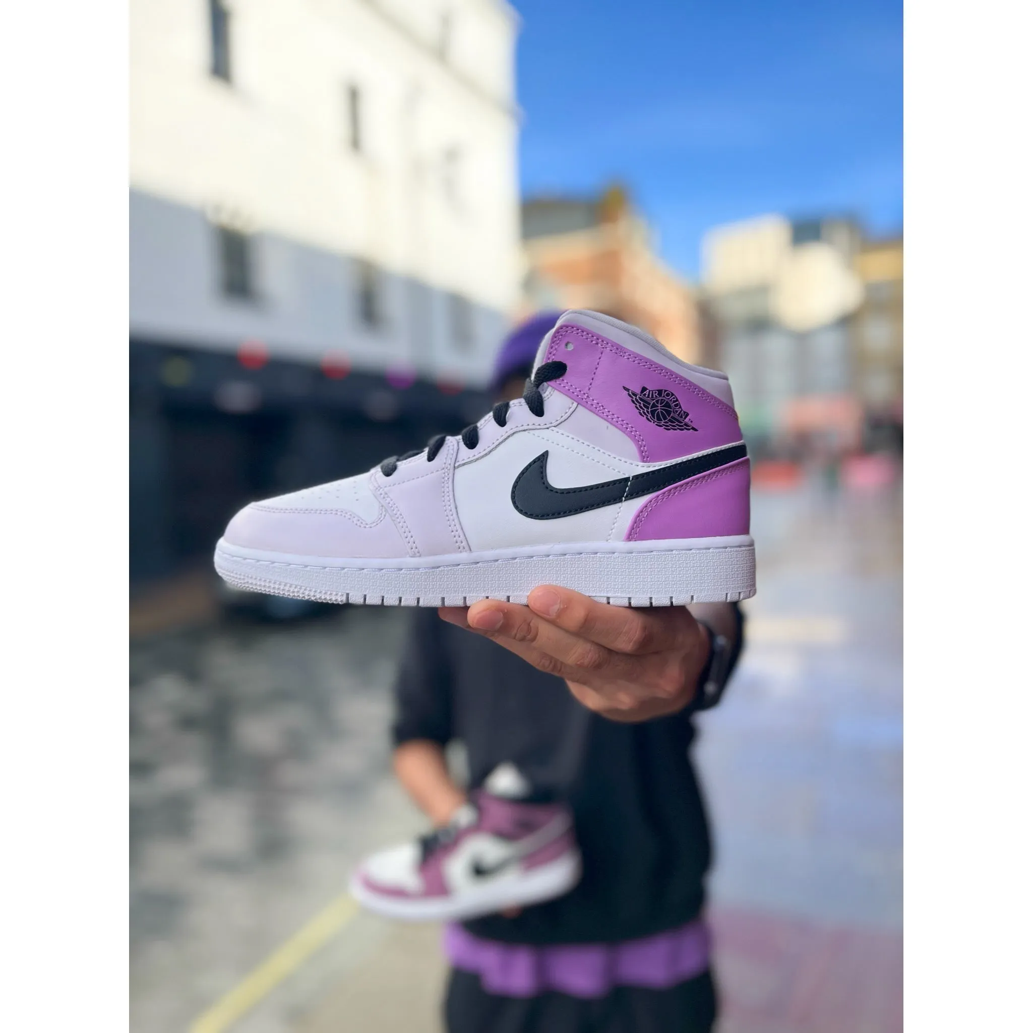 Unbeatable value Jordan 1 Mid Barely Grape (GS)