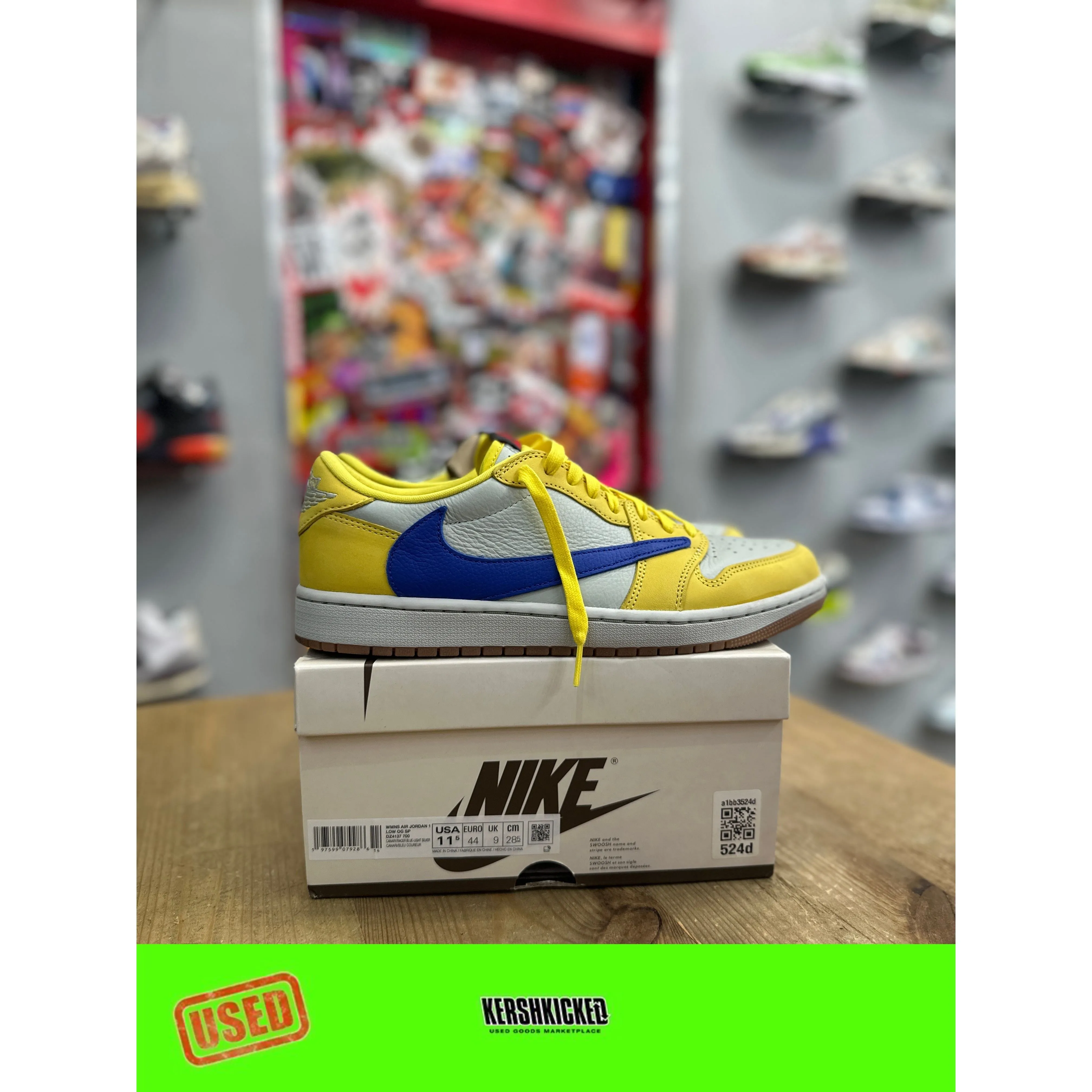 running in a tide pool area shoes Jordan 1 Retro Low OG SP Travis Scott Canary (Women's) UK 9