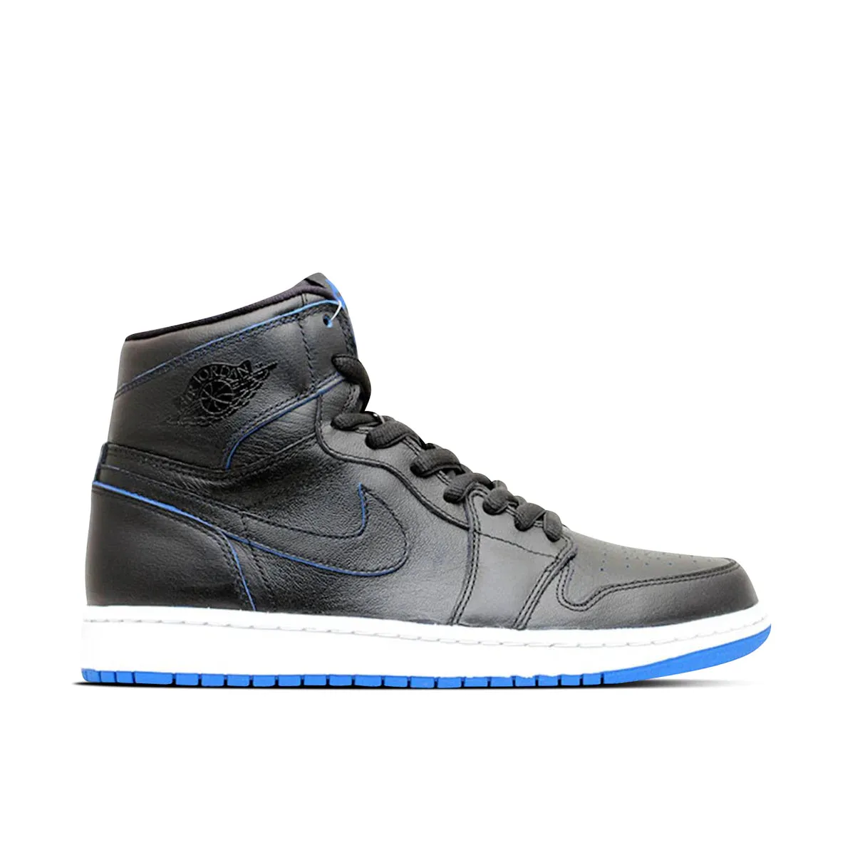Smooth Motion running in dusty tracks shoes Jordan 1 SB Lance Mountain Black