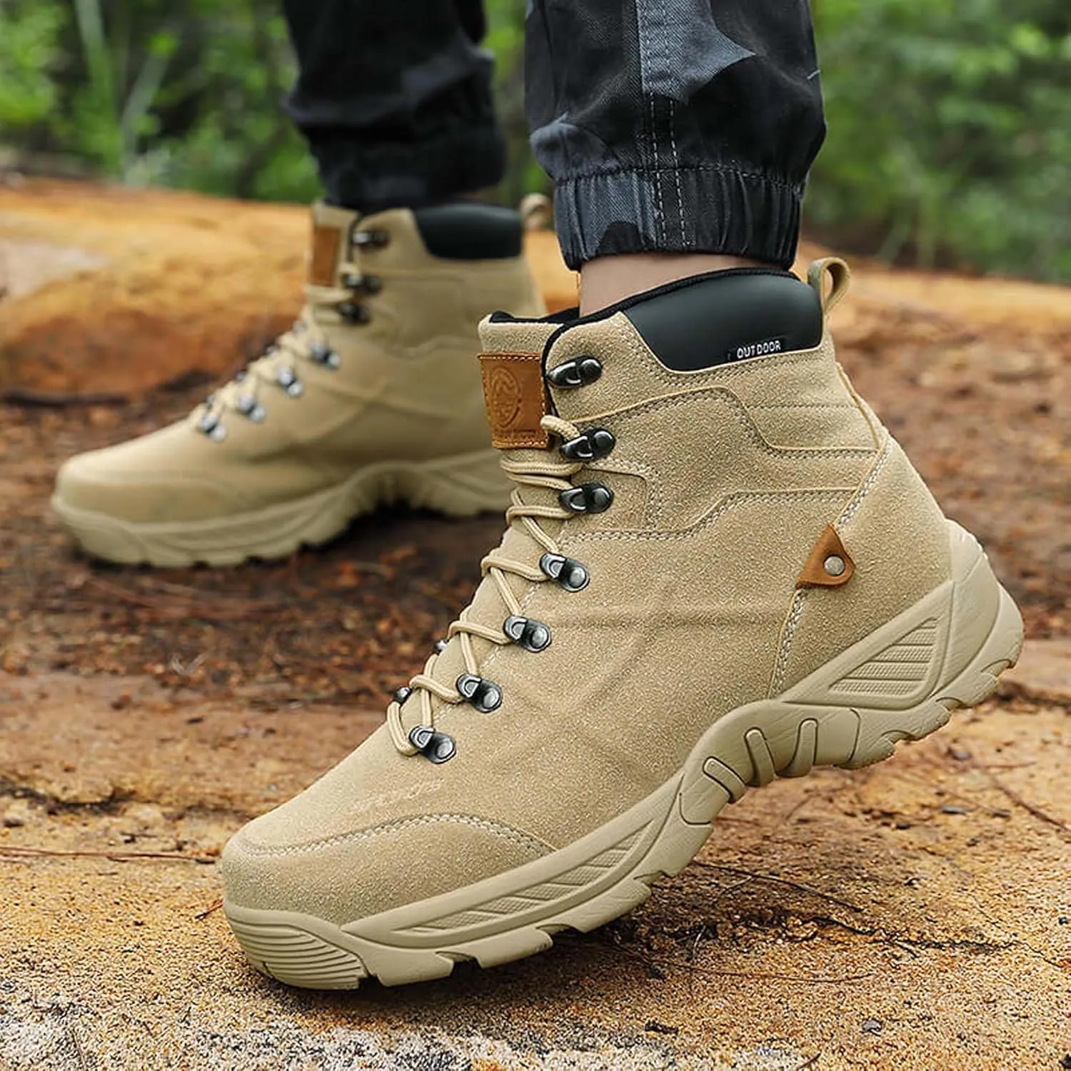 Large size outdoor ultra light military boots, high top mountaineering workwear boots