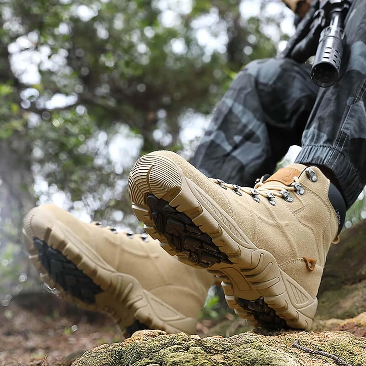 Large size outdoor ultra light military boots, high top mountaineering workwear boots