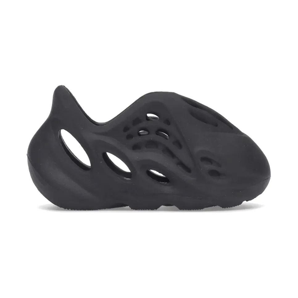 Step In Comfort Yeezy Foam RNNR Onyx (Infants)